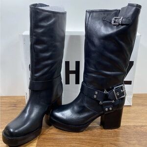 NIB $298 Schutz Kiara Black Leather Harness Boots sz 10 block heel